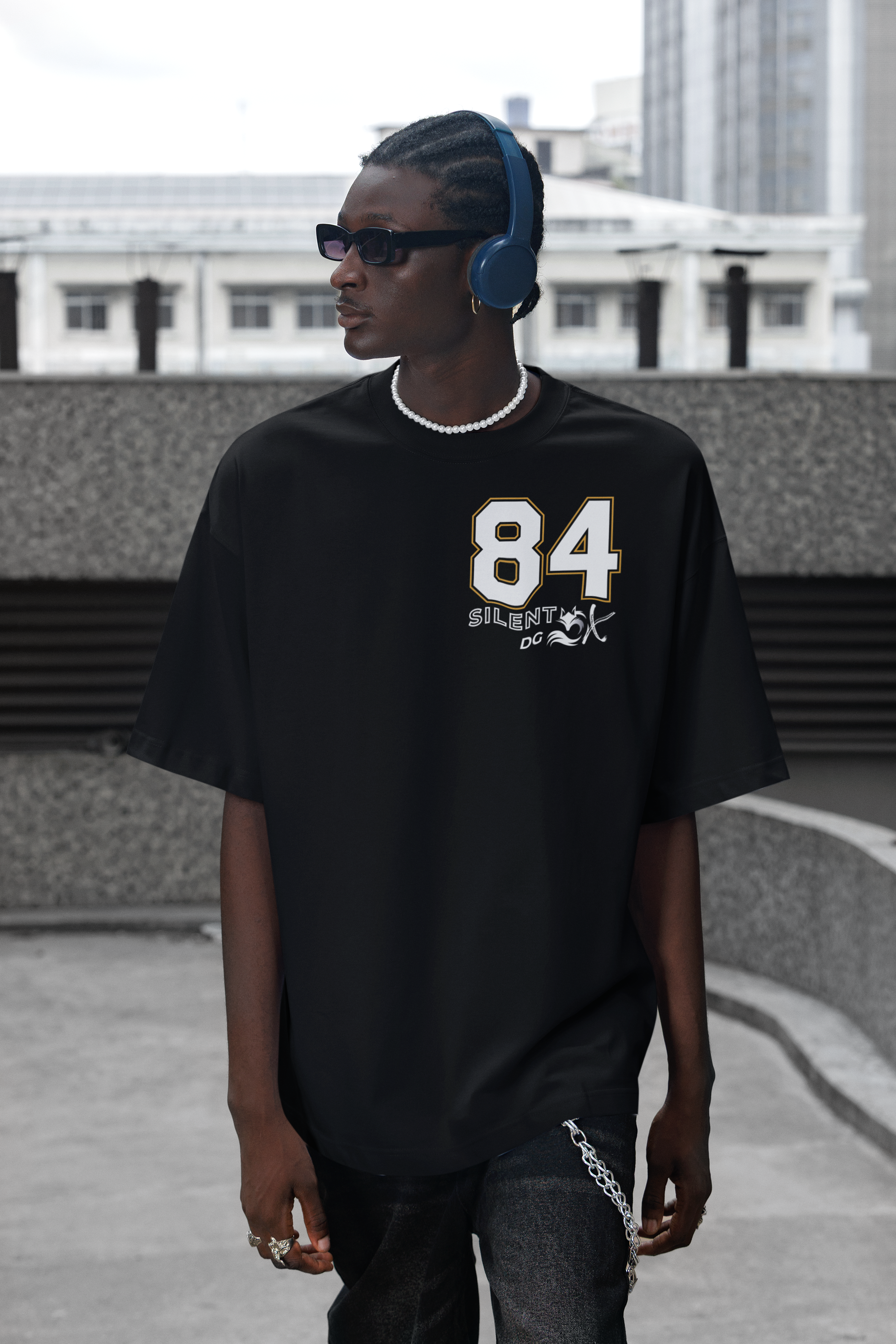 Old School 80's Oversized Casual Streetwear - 84 Beat Streets