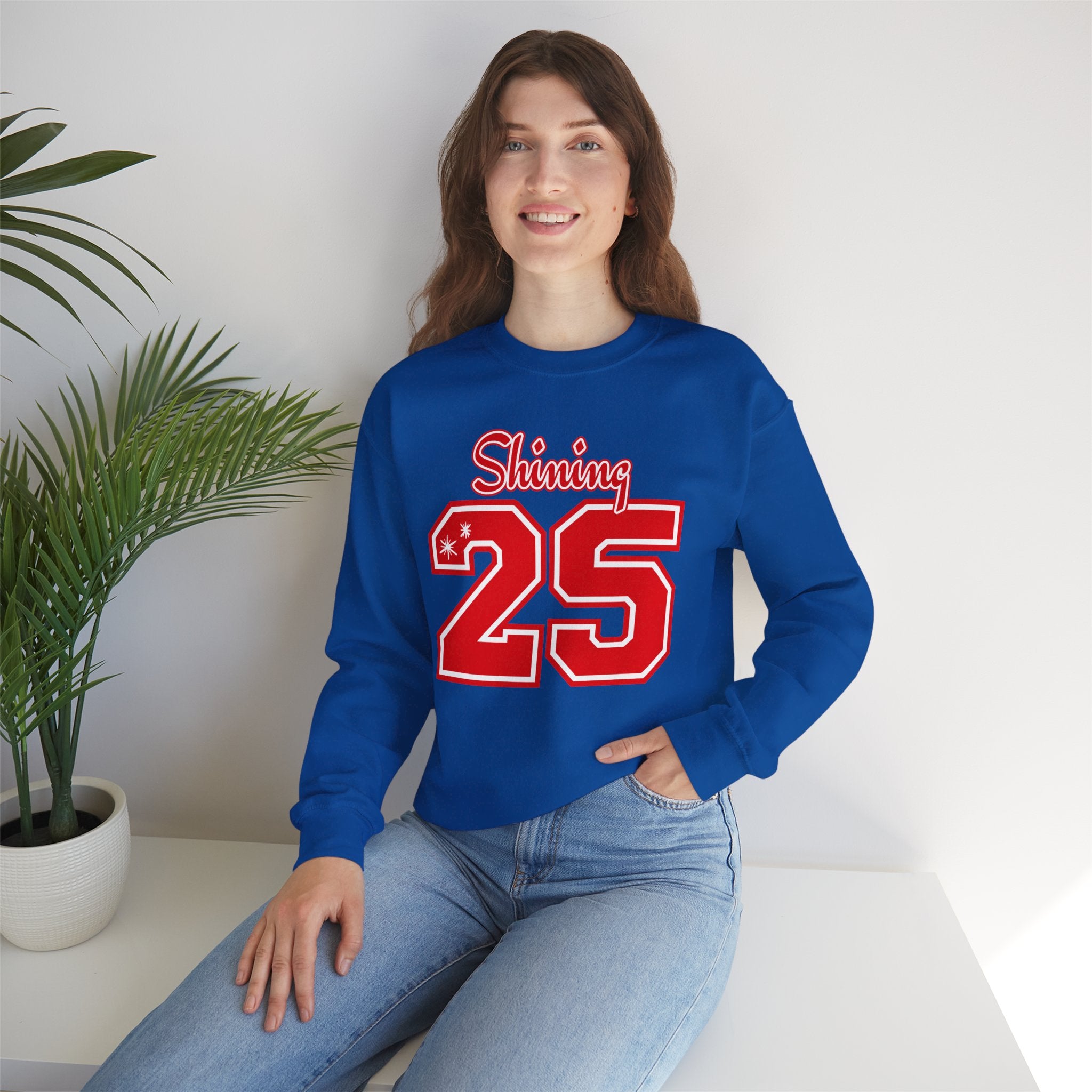 Christmas 2025 Sweatshirt - 25 Shining